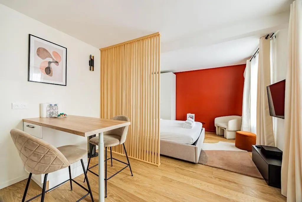 21#Studio 2 Pers#Bon Marche#St Germain#Paris 6 0*,  Francia
